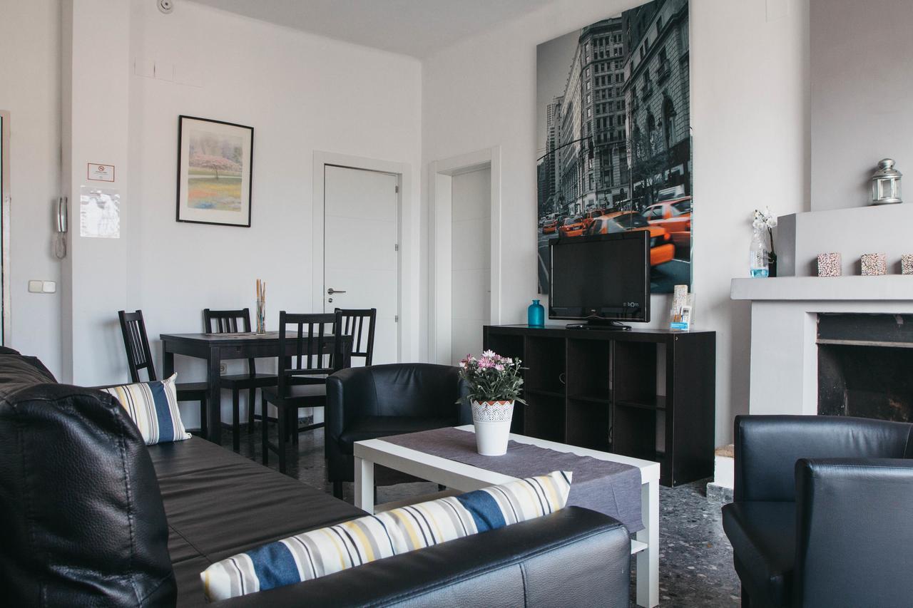 Апартаменты Atico Con Terraza Y Vistas Малага Экстерьер фото